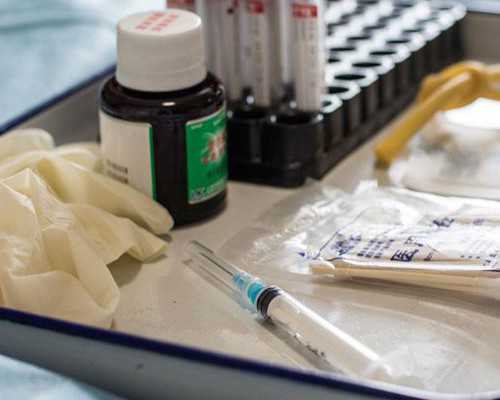 国内代怀机构哪家,做完宫腔镜8个月怀孕，小宝宝是否会健康