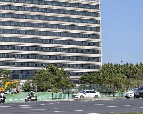 国内代生微信群,HRC新港诊所怎么样？